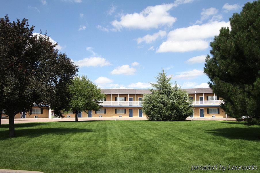 Travelodge By Wyndham Stratton Esterno foto