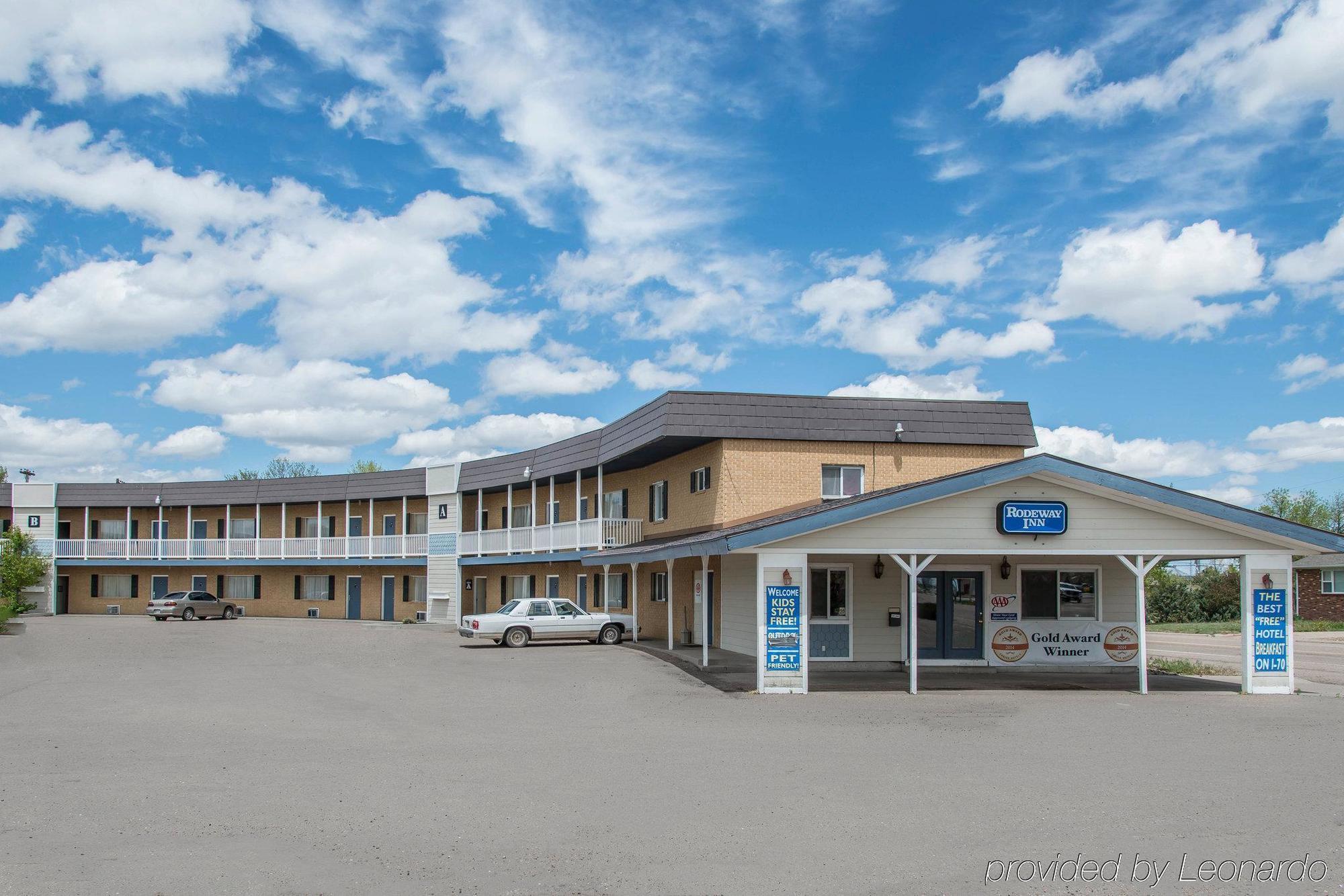 Travelodge By Wyndham Stratton Esterno foto