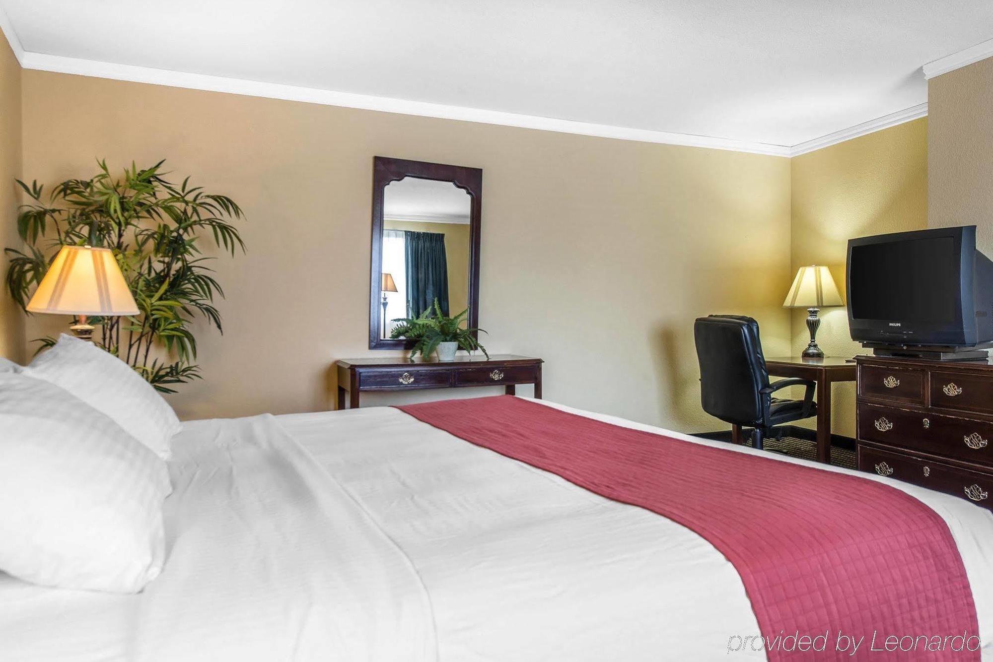 Travelodge By Wyndham Stratton Esterno foto